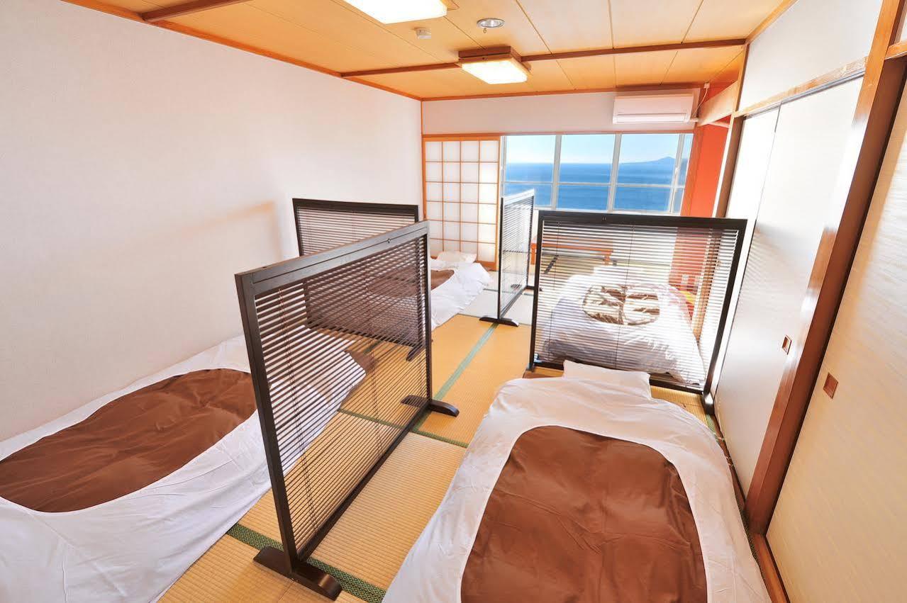 Onsen Hostel Hinoemi Atami  Ngoại thất bức ảnh